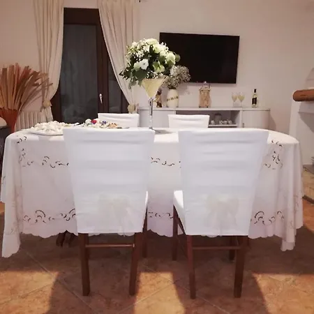 Mavi Sant Isidoro (Sardinia)